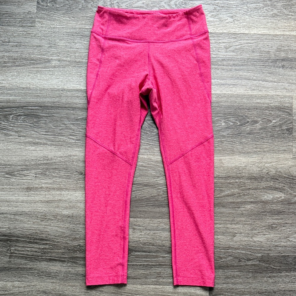 Outdoor Voices Pink Capris Size Small Mid rise Leggings